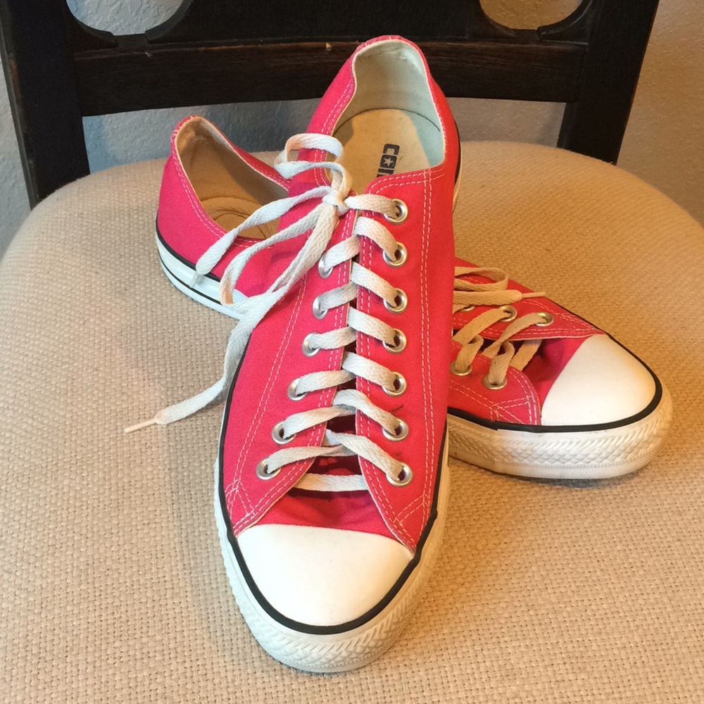 Pink Converse All Star